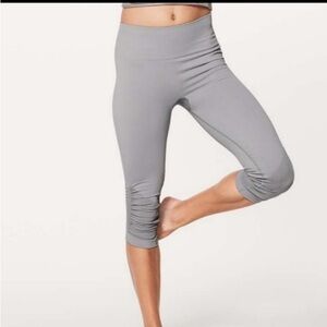 Lululemon In The Flow rusched capri seamless leggings in light gray
